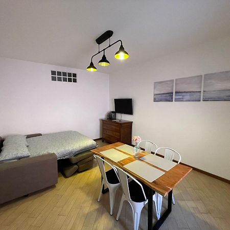 The Alley 7 Малграте Екстериор снимка