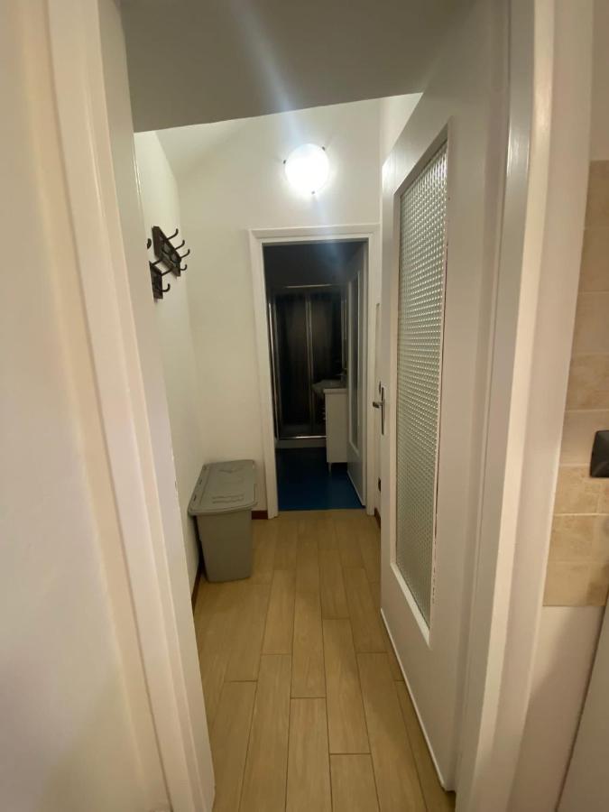 The Alley 7 Малграте Екстериор снимка